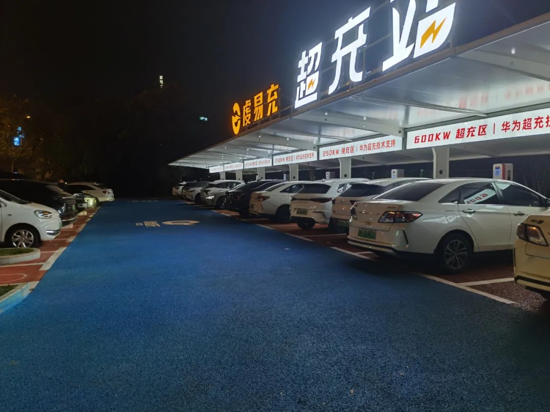 1728867845721497.jpg 640 (1).jpg